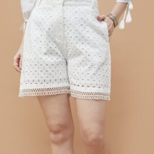 COLOUR ME Schiffli Shorts